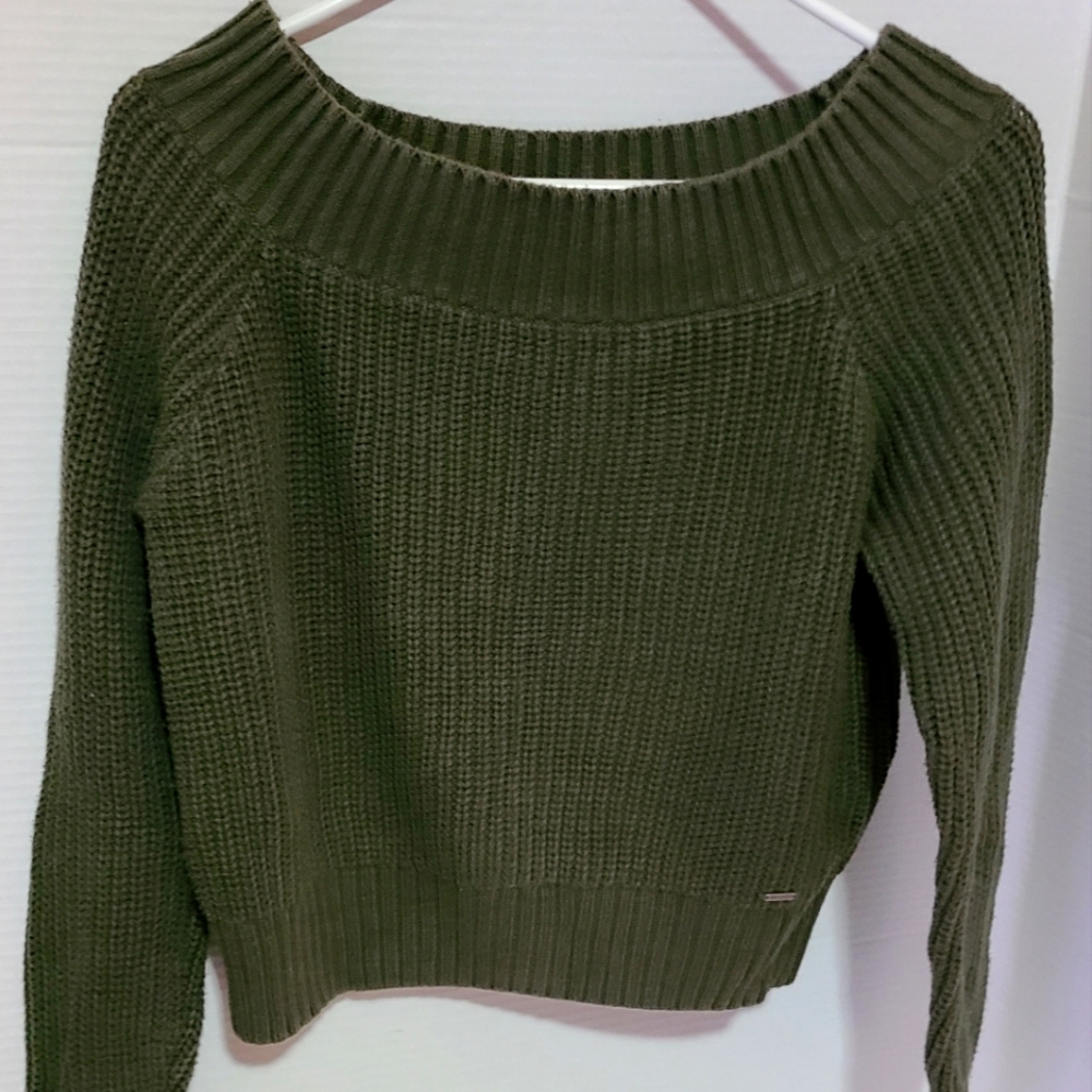 HOLLISTER CALIFORNIA WOMEN'S SIZE SMALL SCOOP NECK PULLOVER
